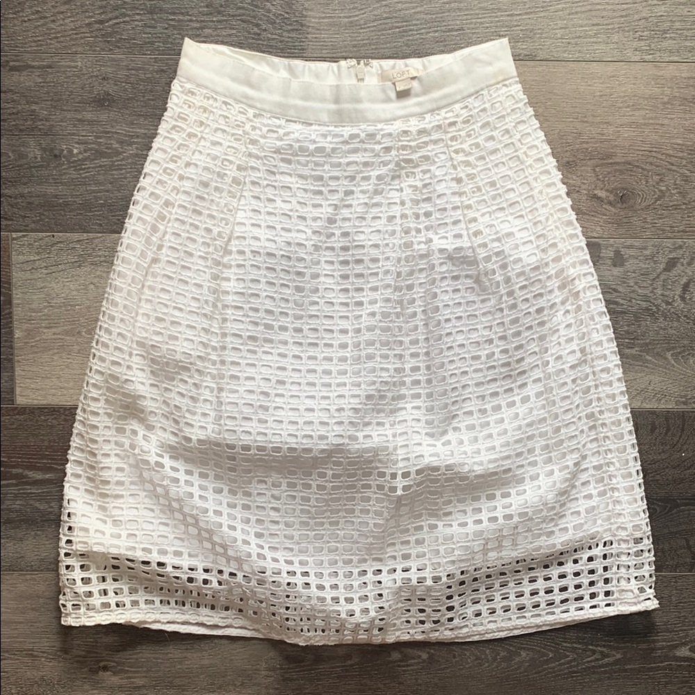LOFT White Bubble Knee-Length Skirt